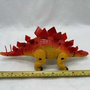 Vintage Battery Operated Stegosaurus Dinosaur T-Rex Toy Reptile China No. 1038